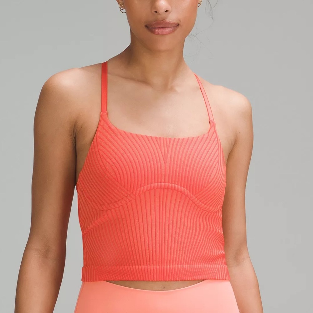 NWT Lululemon STRAPPY SEAMLESS YOGA SHELF TANK TOP
